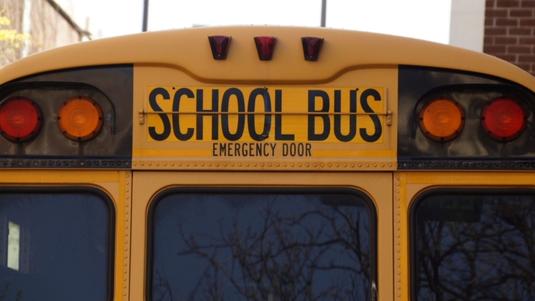 Students attempt to assist bus driver who suffered medical issue while driving