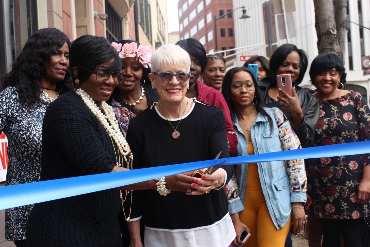 thumbnail_Pink Diamond Boutique Ribbon Cutting Outside