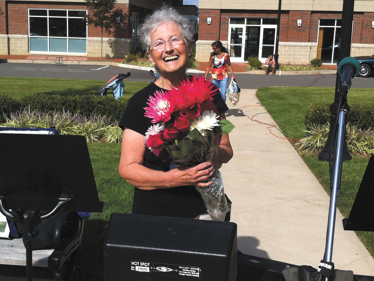 2017 03-28-WWP Liz Adams 2013 Artist of the Year at Plainsboro Arts Festival