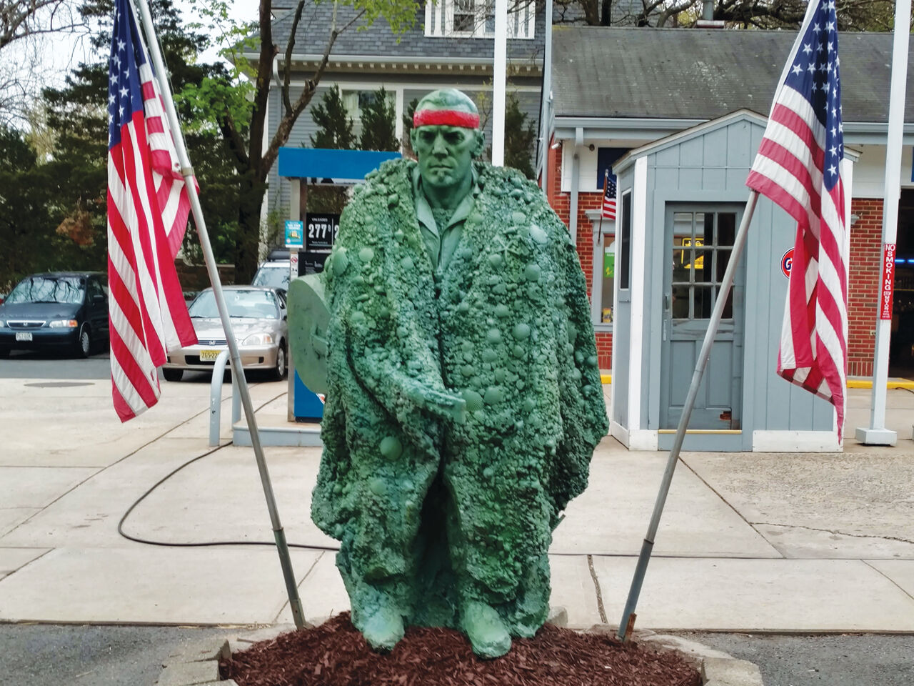 Spingsteen Sculpture