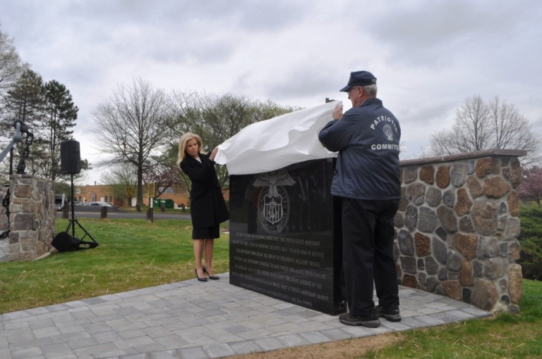 Hamilton unveils merchant marine memorial in Veterans Park