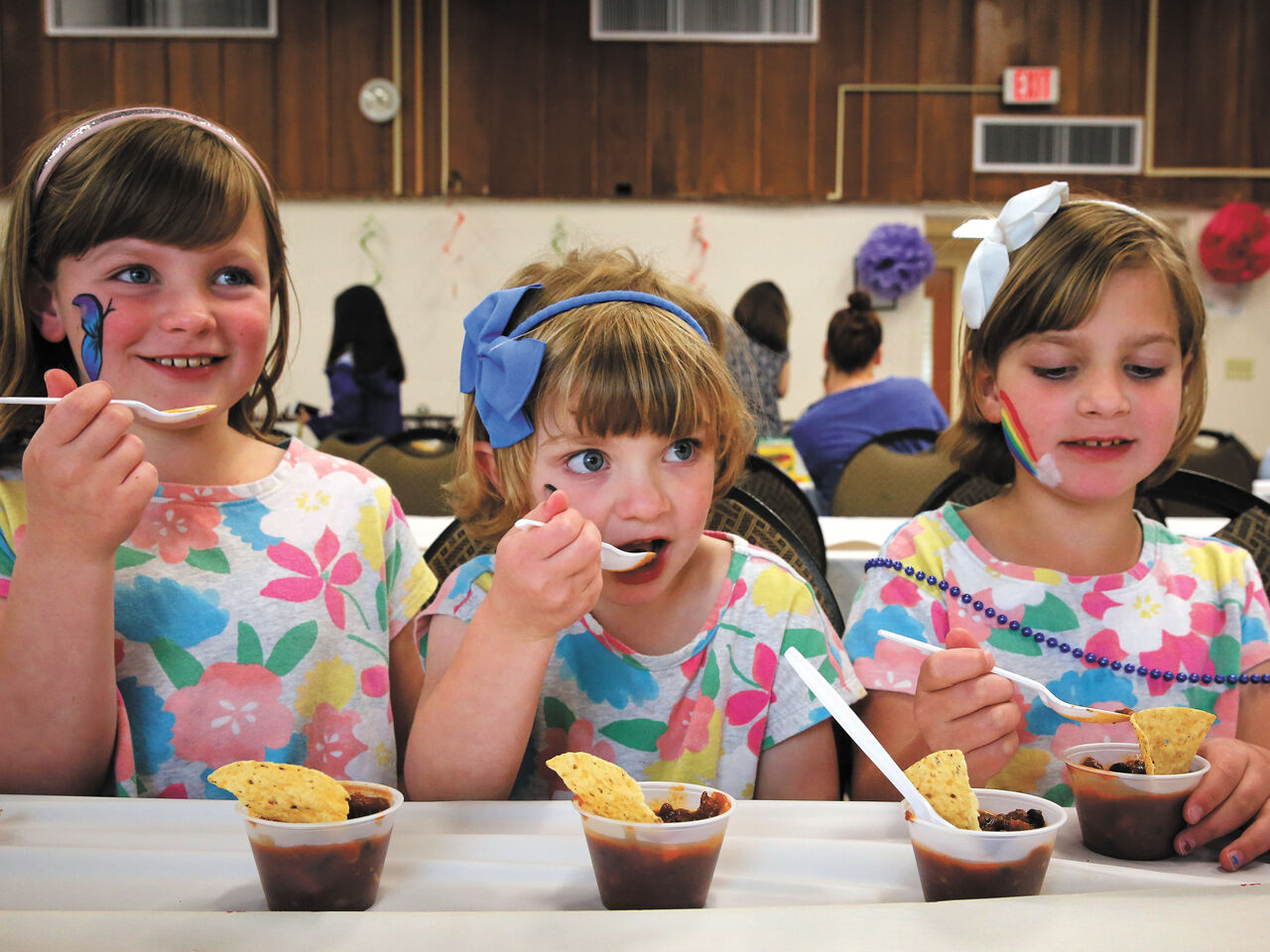 Ewing Class of 2020 holds chili cookoff