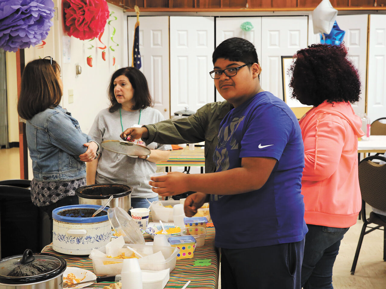 Ewing Class of 2020 holds chili cookoff