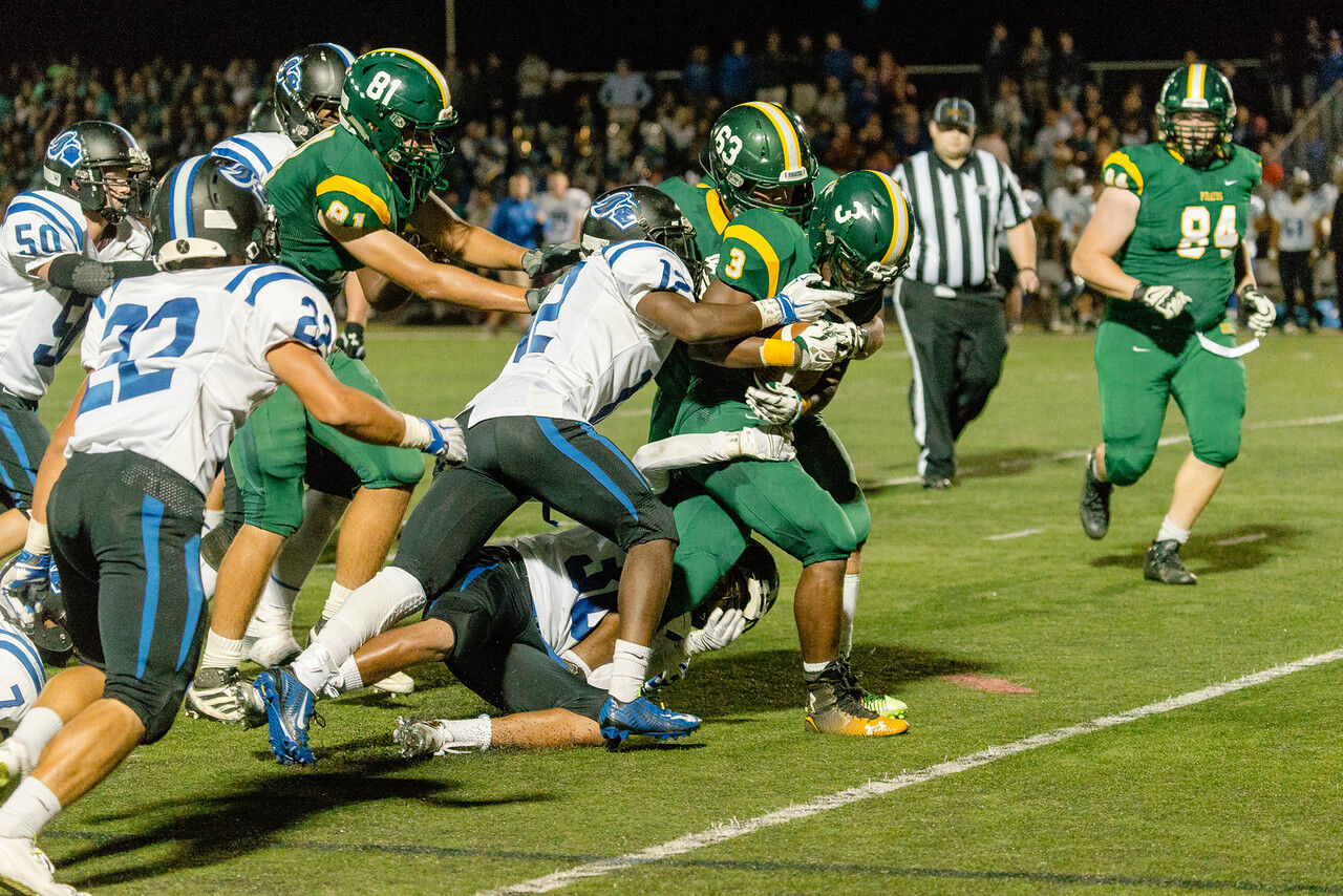 North Vs South Football -9203-X2