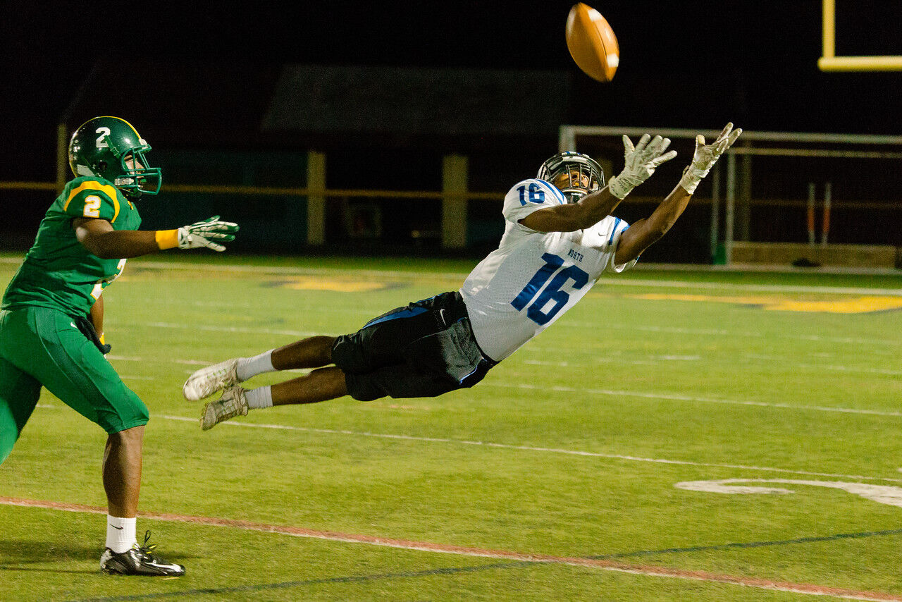 North Vs South Football -9091-X2