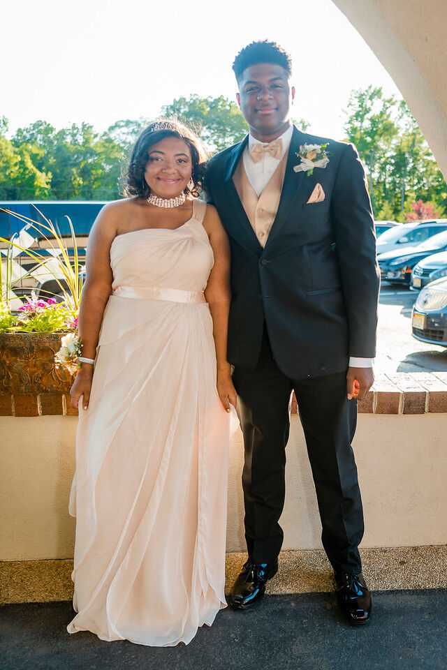 Photos: Ewing High students shine at prom