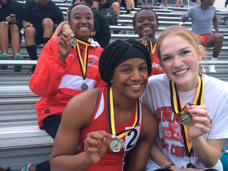 Lawrence Cardinals hurdler Hemingway advances to Meet of Champions