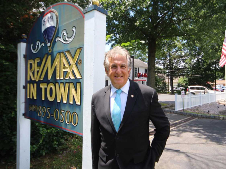 ‘Joe D’ aims to give ReMax In Town clients top customer service