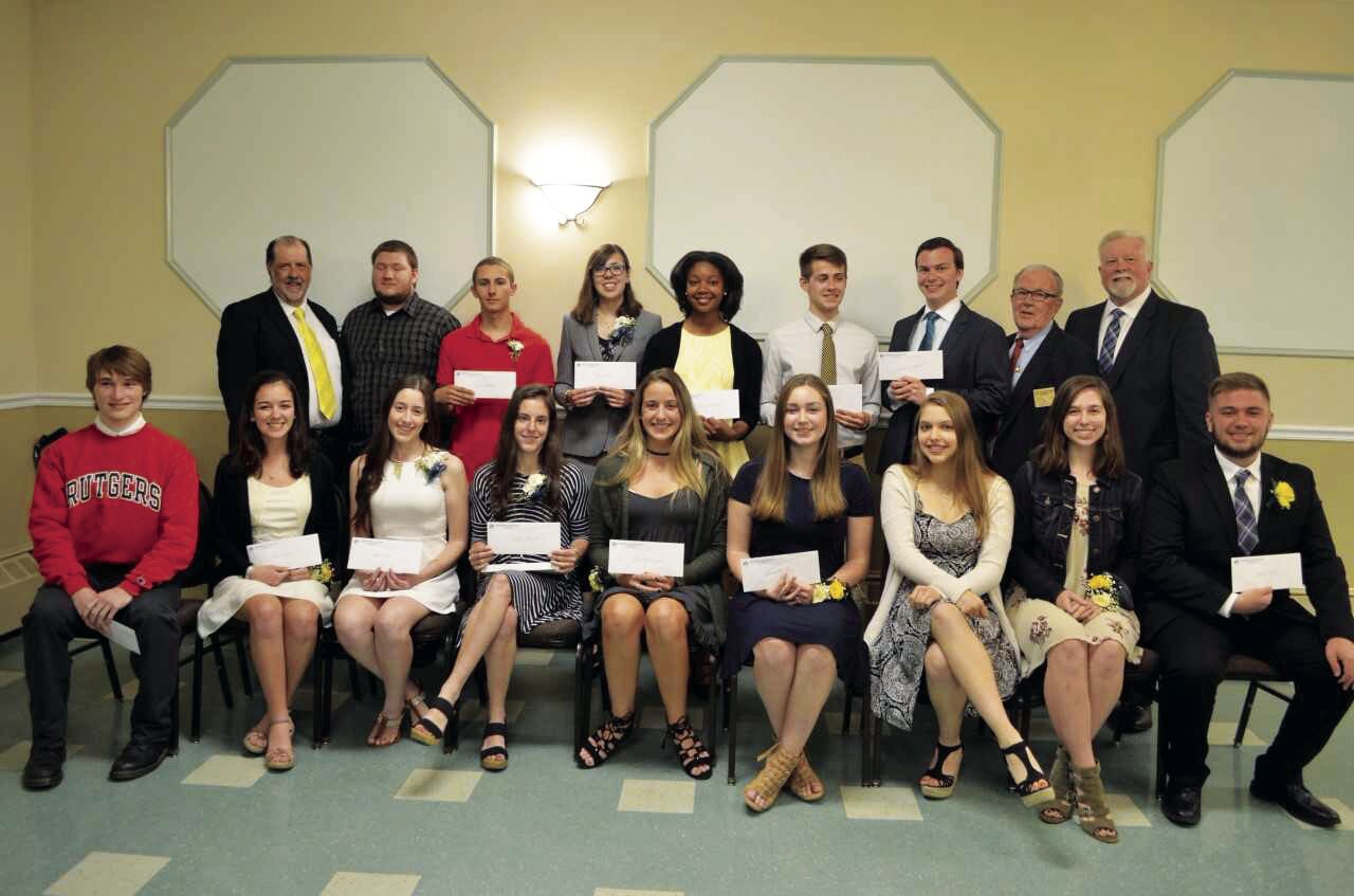 Elks honor local senior scholarship winners