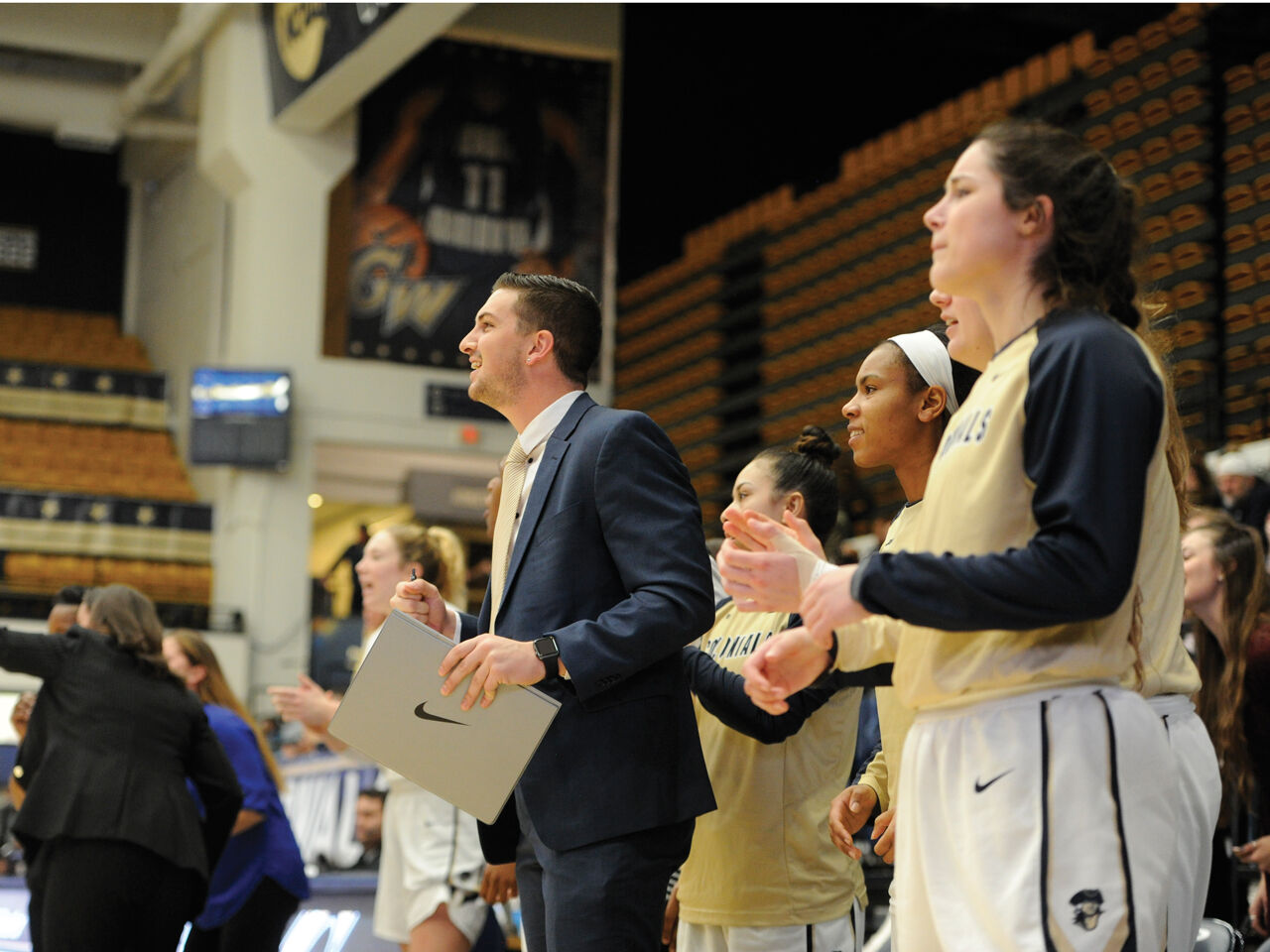 MacFarland grad tapped to coach GW women’s basketball team