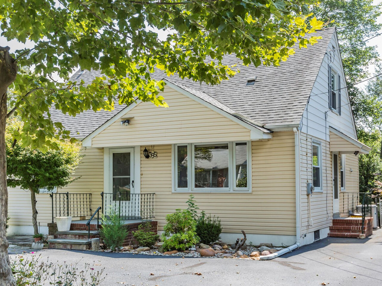 395 Franklin Avenue 579000