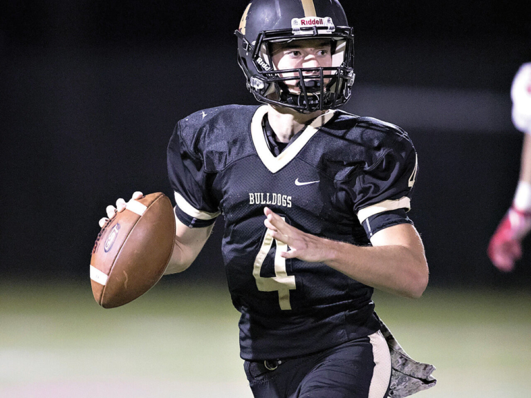 QB Jack Demareski shows leadership for HoVal in tough season