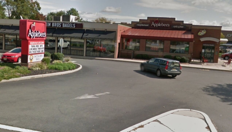 Man shot and killed in Lawrence Applebee’s on Route 1