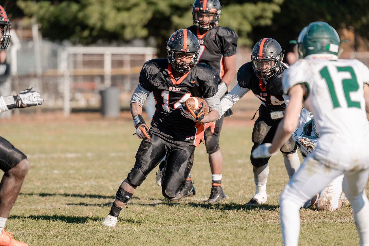 Steinert Vs Hamilton West – Thanksgiving Day Football-152-X2