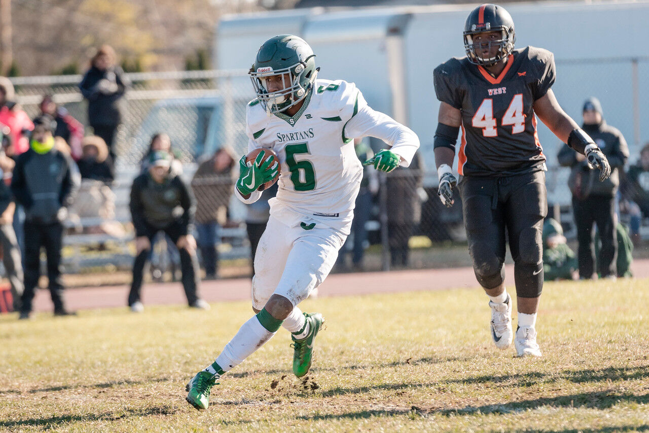 Steinert Vs Hamilton West – Thanksgiving Day Football-137-X2