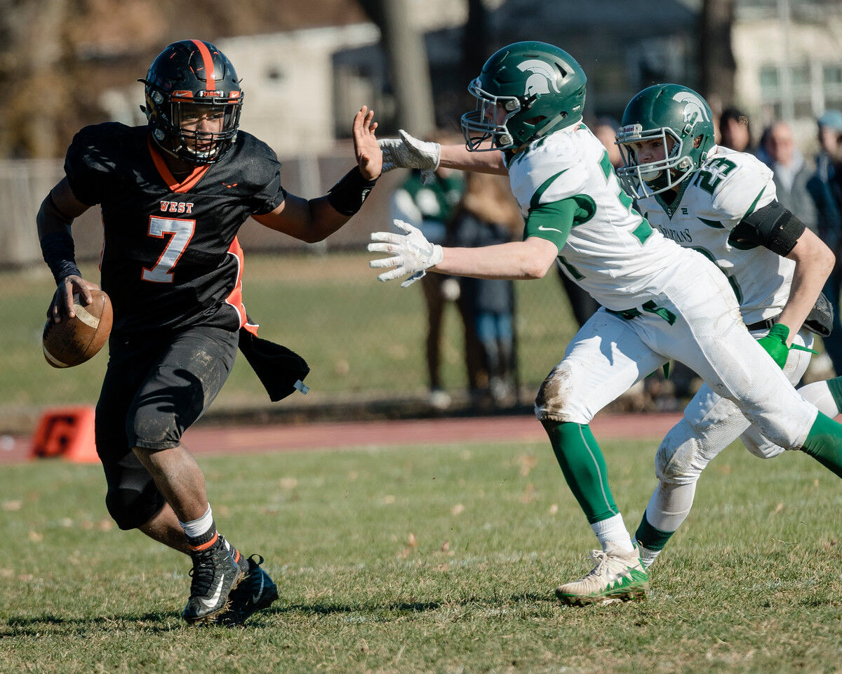 Steinert Vs Hamilton West – Thanksgiving Day Football-120-X2