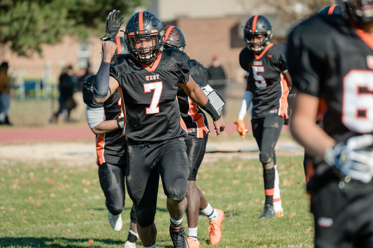 Steinert Vs Hamilton West – Thanksgiving Day Football-77-X2