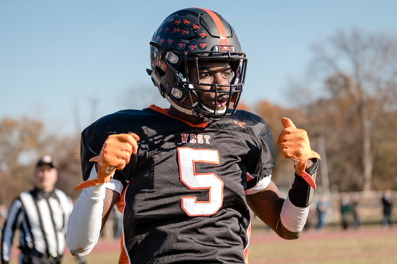 Steinert Vs Hamilton West – Thanksgiving Day Football-35-X2