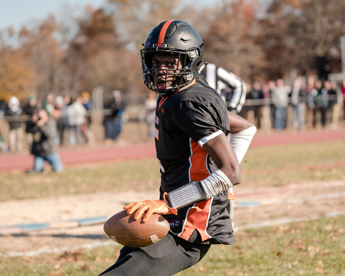Steinert Vs Hamilton West – Thanksgiving Day Football-32-X2