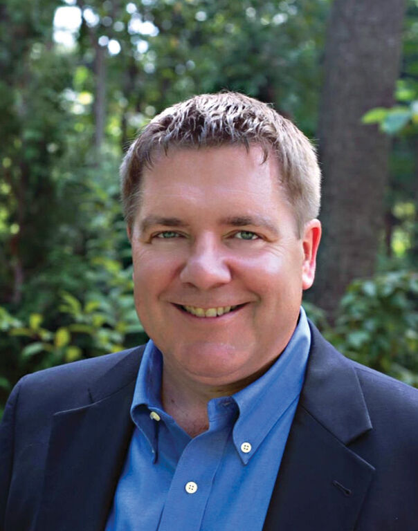 2017 11 HE KdK Headshot Final