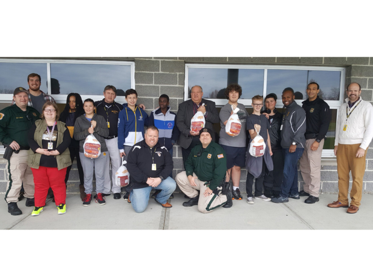 Bordentown Regional High School feeds 50 on Thanksgiving