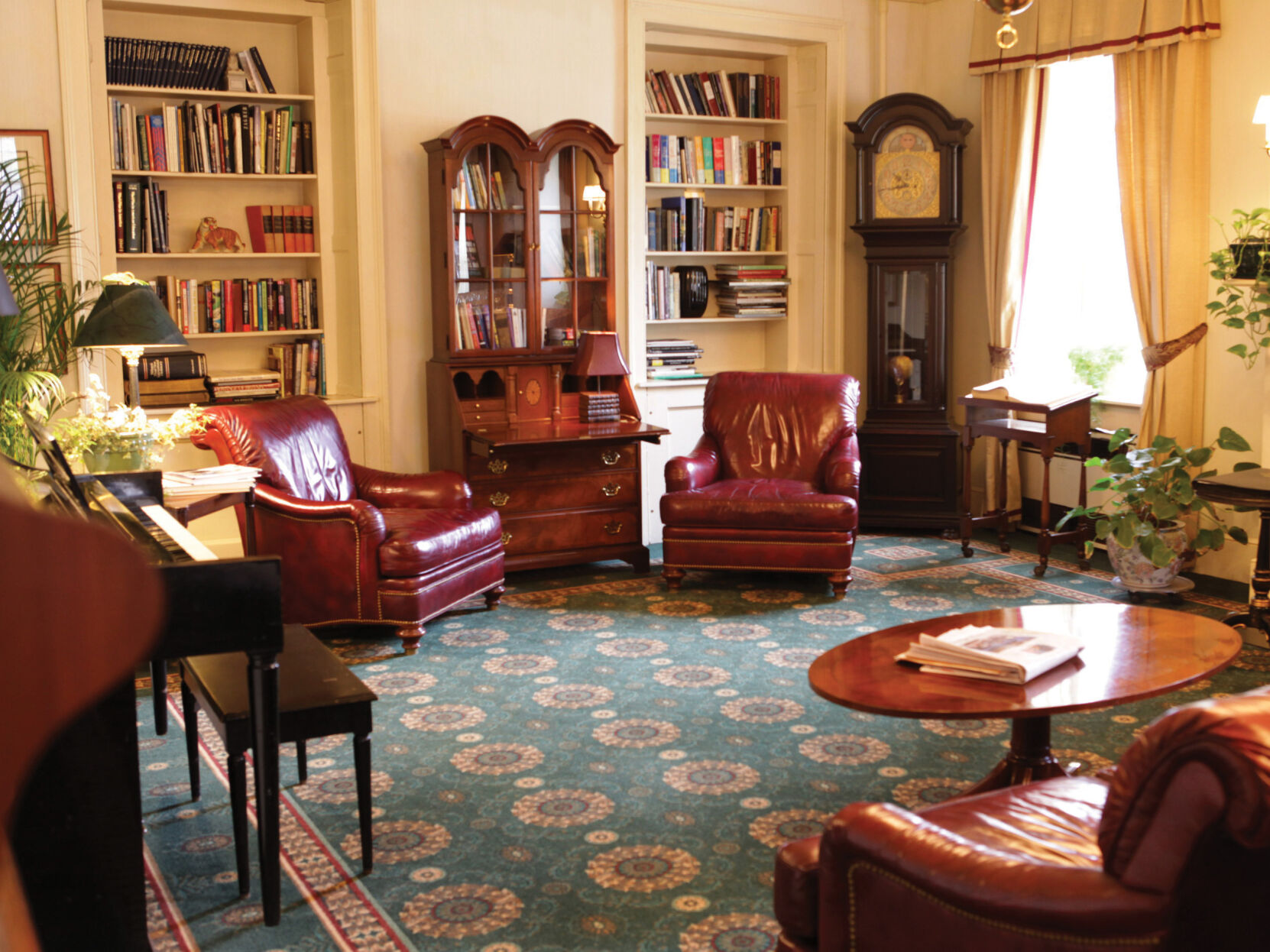 Nassau Club Lounge 012[1]