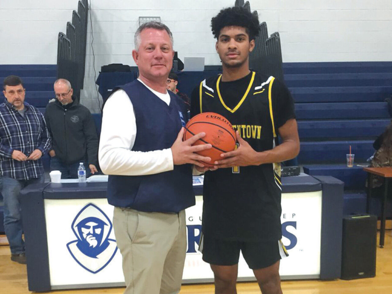 Mendez leads surging Bordentown Scotties in points, rebounds and assists