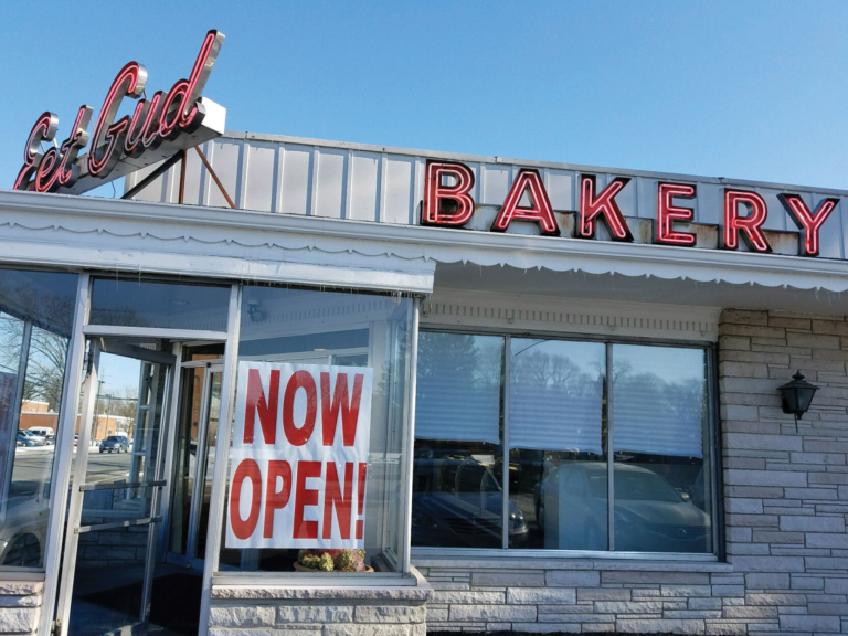 At mainstay Hamilton bakery, the Eeting’s still Gud 90 years later