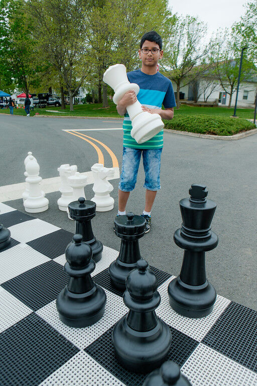 Plainsboro Day -61-XL