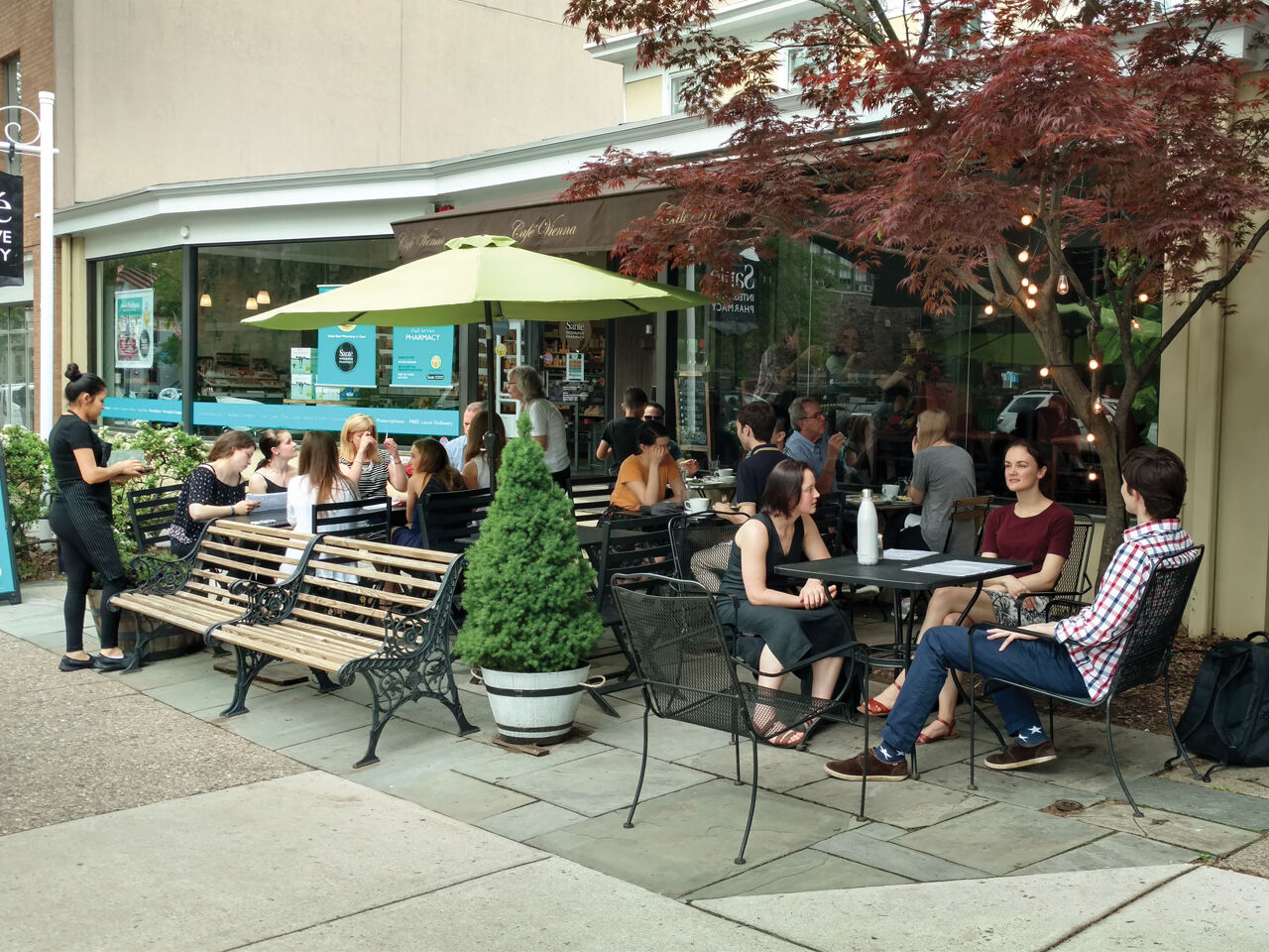 Ready to dine outdoors? Princeton has an abundance of tasty options