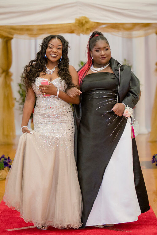 PHOTOS: Robbinsville High students celebrate senior prom