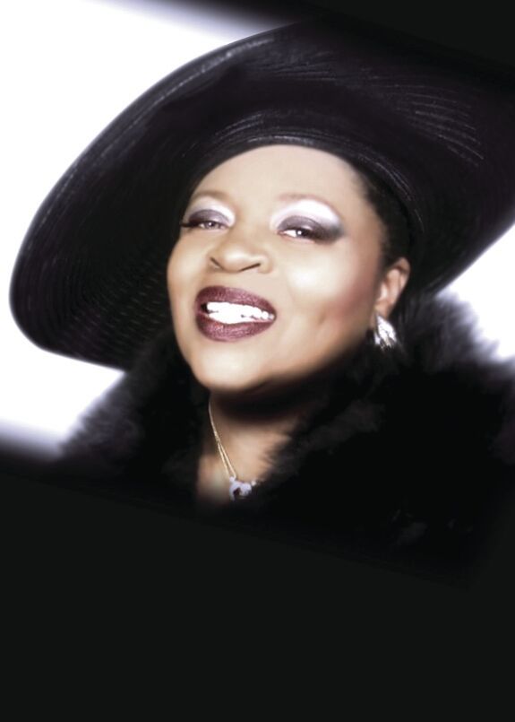 Sarah Dash performs at the Levitt Concerts in Trenton (2)