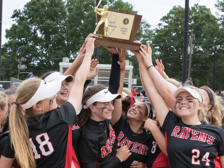 Robbinsville Ravens continue softball dominance in 2018