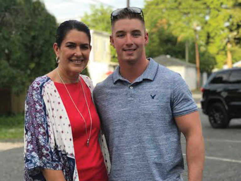Nottingham alum beats stuttering with help of machine, community