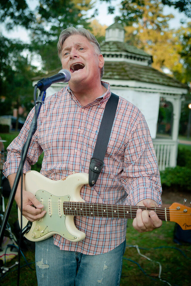 PHOTOS: Lawrence residents celebrate summer in Weeden Park
