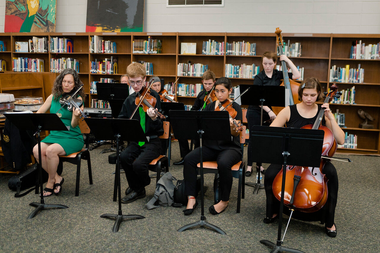 Steinert High dedicates library to alumnus Supreme Court Justice Samuel Alito