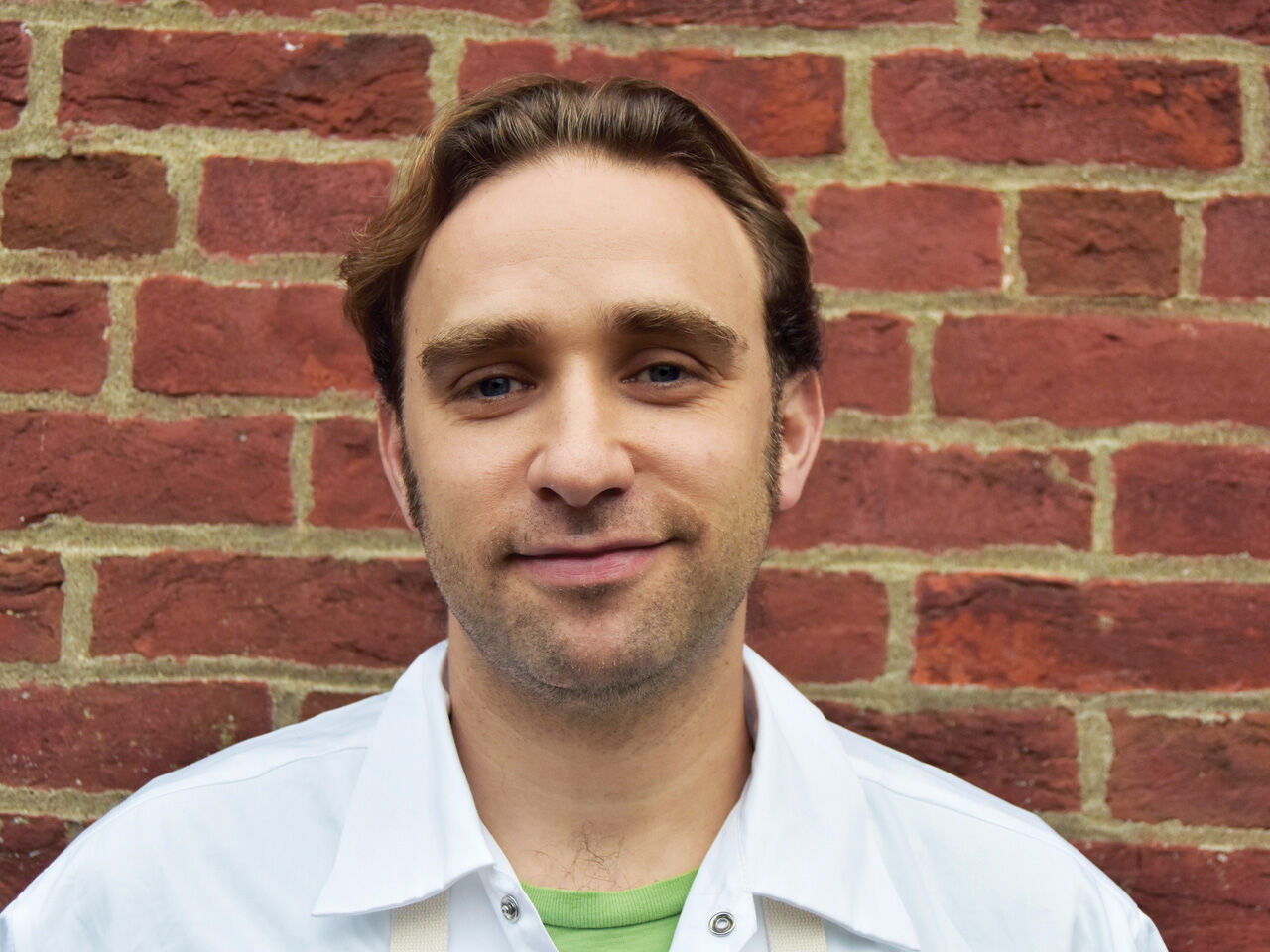 2018 12 HE MaxHeadShot