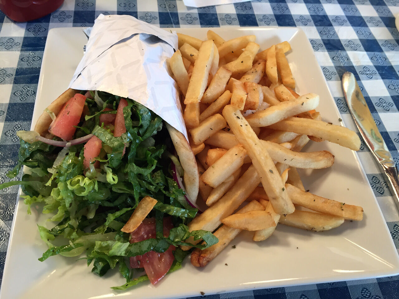 2019 01 FOOD Mikonos