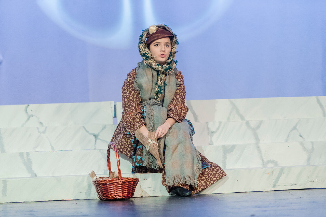 Mary Poppins – Pond Road Middle School -6746-X2