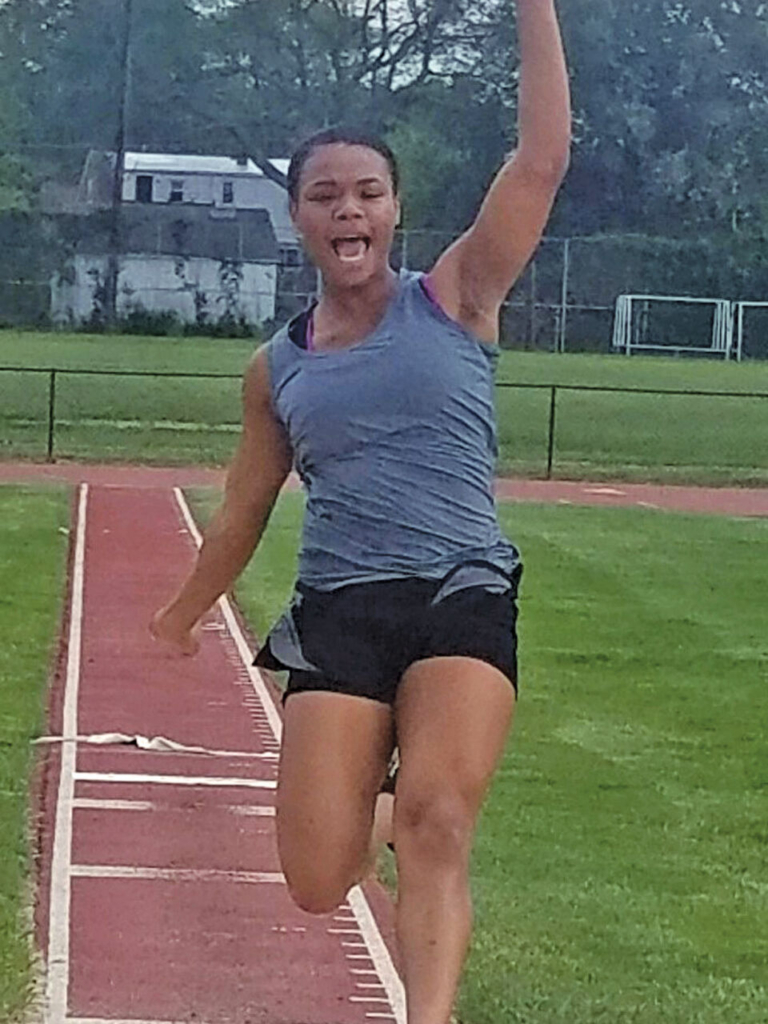 Isjae Wright jumps into the Hamilton West record book