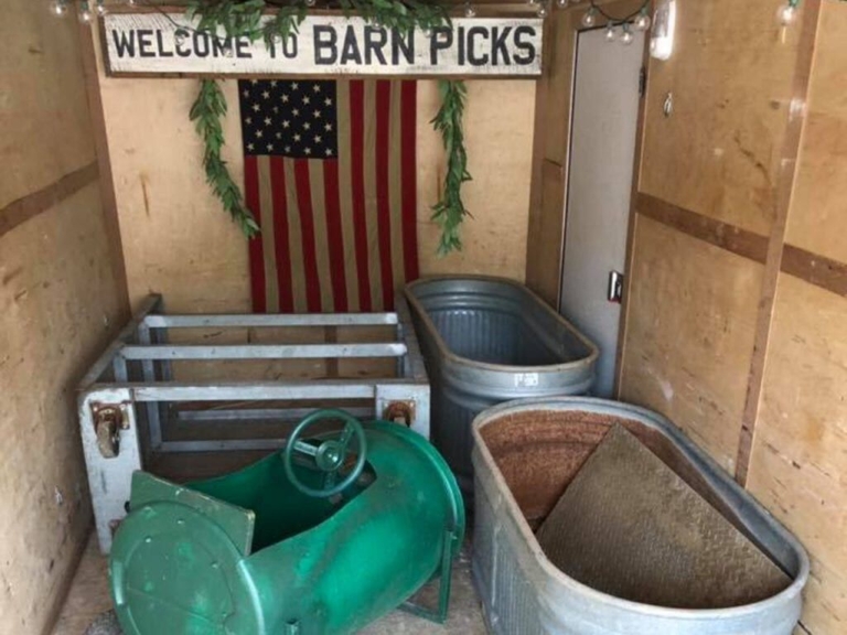 Barn Picks & Stuff to open in Quakerbridge Mall