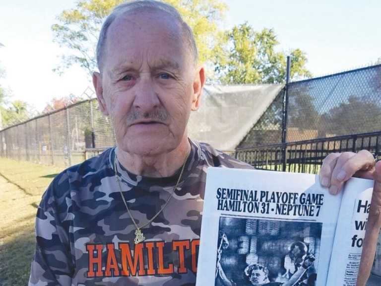 Hamilton West’s 86-year-old superfan to be honored at Thanksgiving game