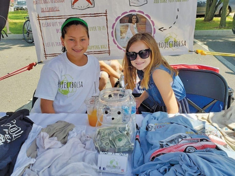 Project Bolsa saves the Earth, one bag at a time