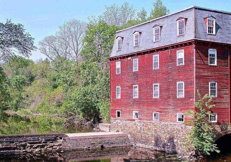 New Jersey in the House! takes virtual travel experiences home