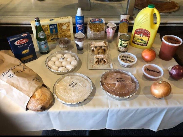 Restaurants and their suppliers add groceries to the menu