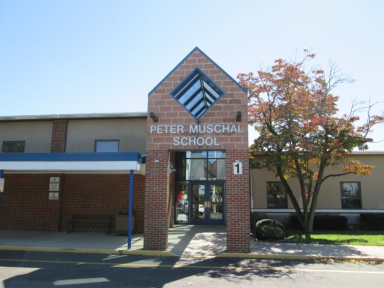 Bordentown residents saying farewell to retiring Peter Muschal teacher