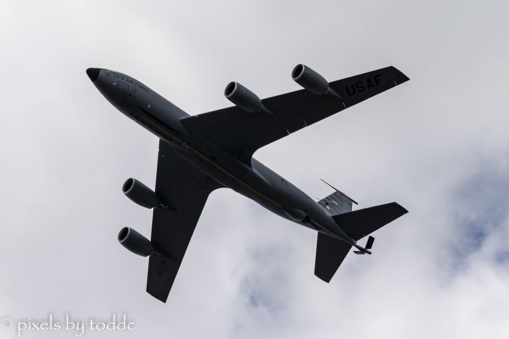 Photographer captures N.J. Air National Guard flyover