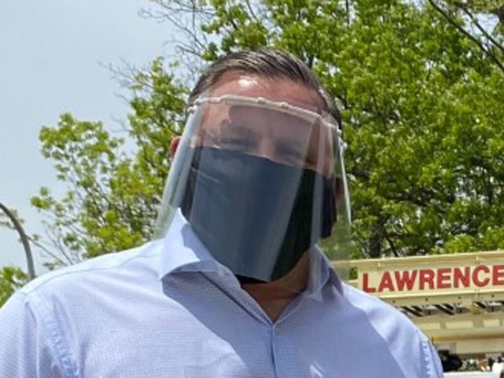 Nerwinski face shield