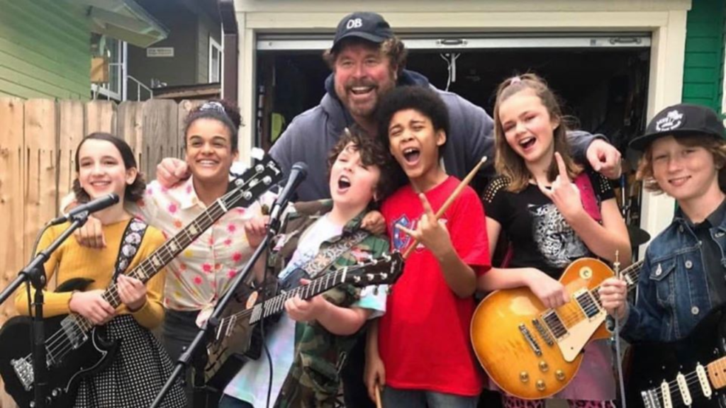 GiannaHarris-withcast-MightyOak