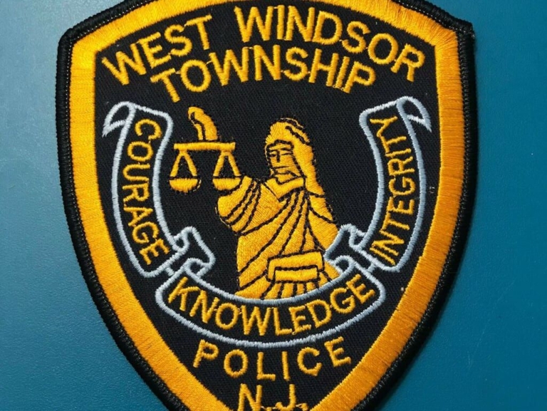 Suspects threaten officer with COVID-19 infection during shoplifting arrest